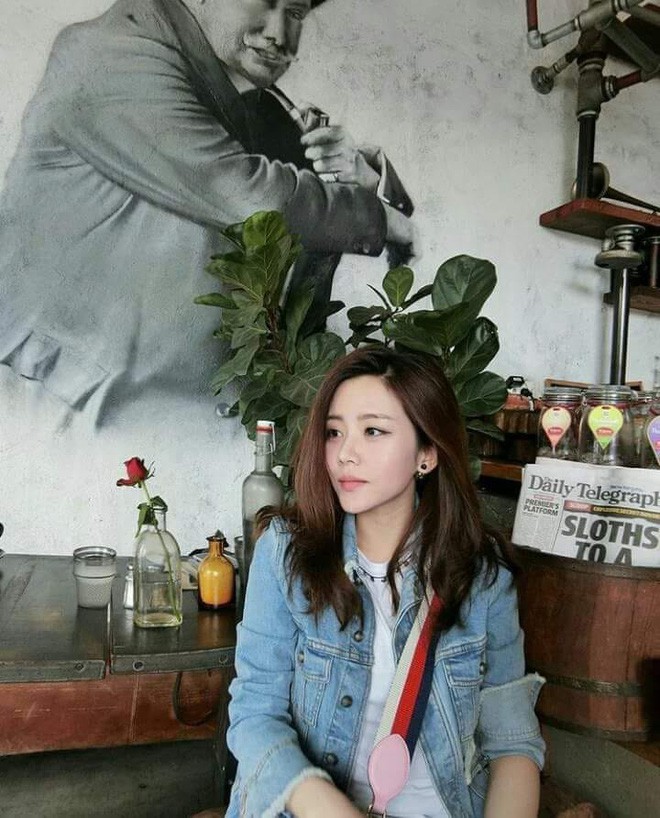Em gái Ông Cao Thắng gần 30 mà vẫn trẻ xinh, thảnh thơi tận hưởng cuộc sống độc thân sang chảnh Em gái Ông Cao Thắng gần 30 mà vẫn trẻ xinh, thảnh thơi tận hưởng cuộc sống độc thân sang chảnh